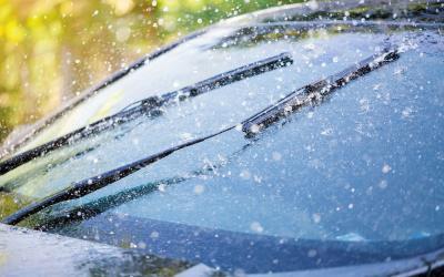 How to Replace Windshield Wiper Blades